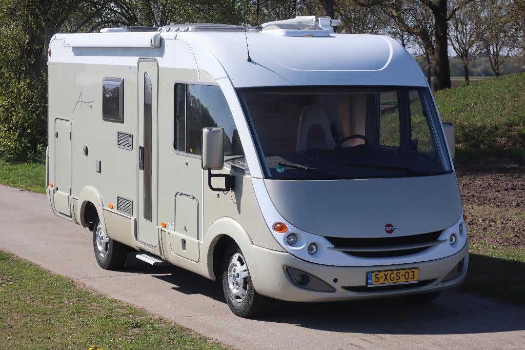 Bürstner Aviano i650 INTEGRAAL, SAT, AIRCO, SOLAR, 4PERS, Caravans en Kamperen, Campers, Particulier, tot en met 4, Integraal