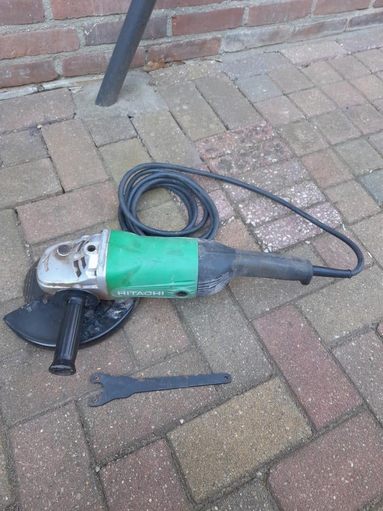 Hitachi slijptol, Ophalen of Verzenden, Zo goed als nieuw, Minder dan 700 watt, Haakse handslijpmachine
