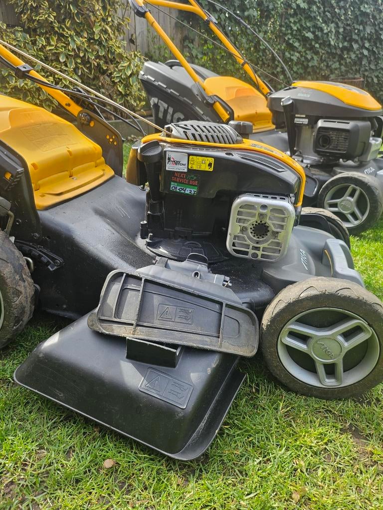 Stiga Combi 48 SQ B grasmaaier met Briggs & Stratton motor, Cirkelmaaier, Stiga, Ophalen of Verzenden, Benzine-grasmaaier