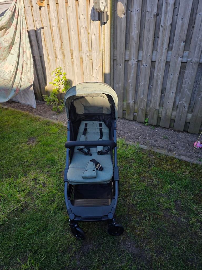 Buggy Novi met voetenzak, Ophalen, Zo goed als nieuw, Overige merken, Voetenzak