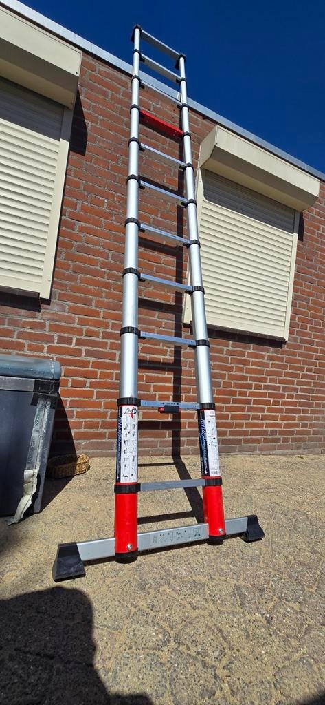 Altrex Smart Up Go 1x11 Telescopische Ladder, Doe-het-zelf en Verbouw, Ophalen of Verzenden, Zo goed als nieuw, Ladder, Opvouwbaar of Inschuifbaar