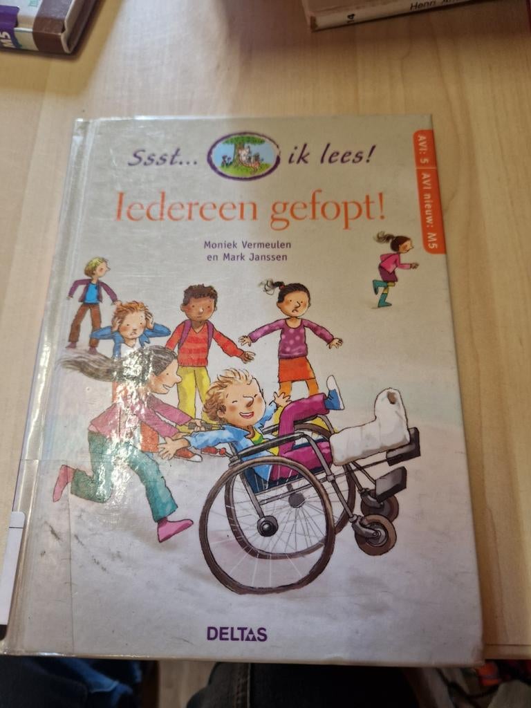Moniek Vermeulen - Iedereen gefopt! AVI 5, Fictie algemeen, Ophalen of Verzenden, Zo goed als nieuw, Moniek Vermeulen