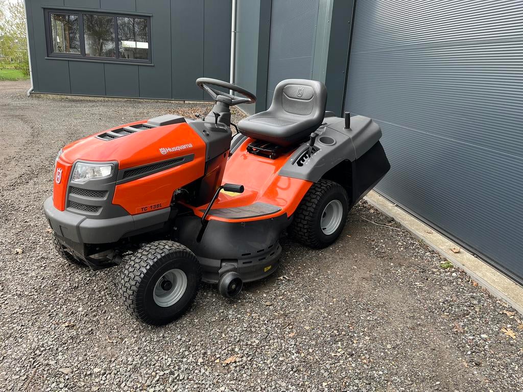 Husqvarna TC138 Hydrostaat met opvangbak!, Tuin en Terras, Zitmaaiers, Ophalen, Opvangbak, -, -
