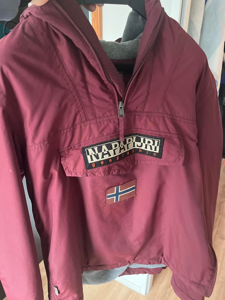 Napapijri Herenjas / Jongensjas, Ophalen of Verzenden, Zo goed als nieuw, Maat 46 (S) of kleiner, Rood