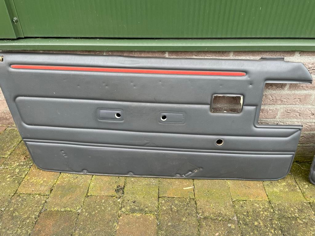 Peugeot 205 Deurpaneel deurpanelen links en rechts, Auto-onderdelen, Ophalen, Gebruikt, Peugeot, Voor