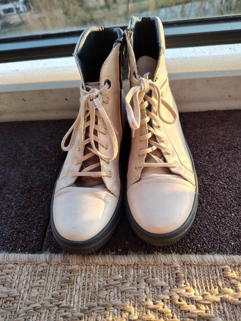 Wolky schoenen maat 37 zo goed als nieuw, Ophalen, Wolky, Beige, Lage of Enkellaarzen