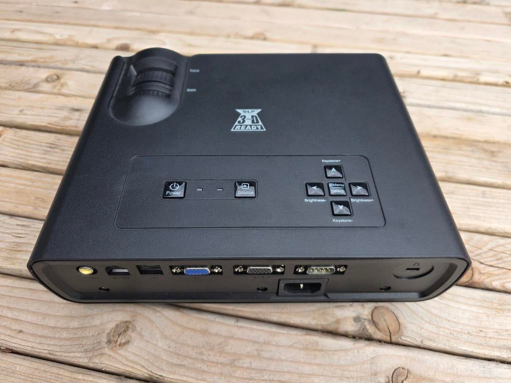 Beamer/Projector met vga aansluiting - Goede staat, Ophalen of Verzenden, Gebruikt, DLP