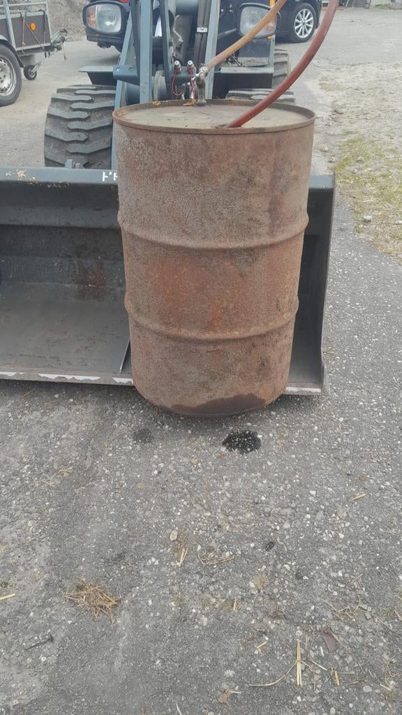 metalen olievat, Ophalen