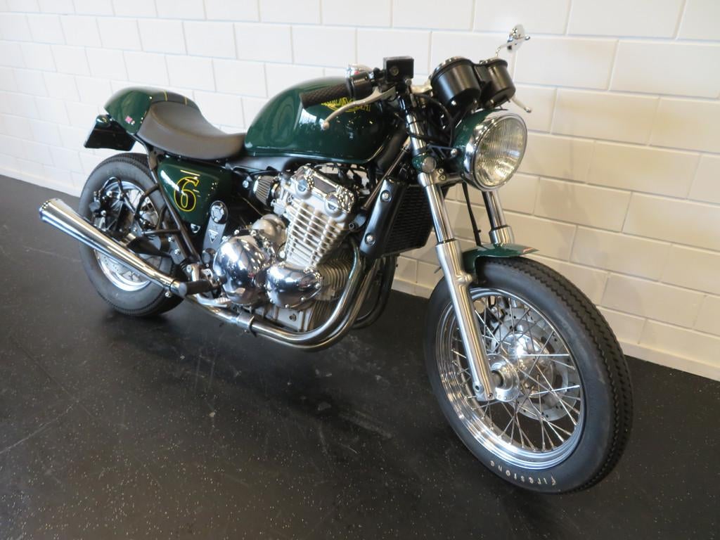 Triumph THUNDERBIRD 900 SPORT NIEUWSTAAT! (bj 2003), Bedrijf, Naked bike