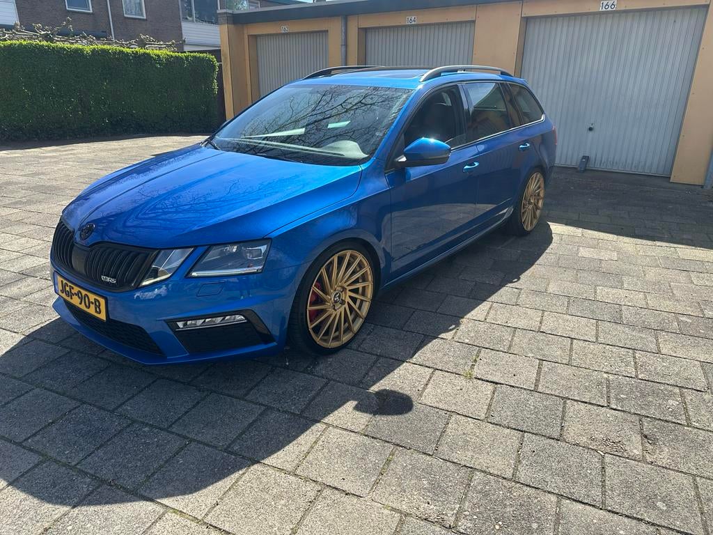 Skoda Octavia 2.0 TSI 169KW Combi DSG 2017 Blauw, Auto's, Skoda, 4 cilinders, 1984 cc, Blauw, Bedrijf