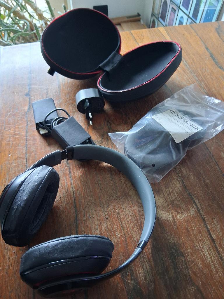 Beats Studio Koptelefoon, Ophalen of Verzenden, Gebruikt, Beats, Draadloos