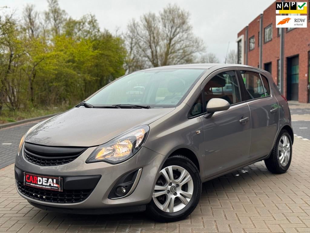 Opel Corsa 1.4-16V Berlin 2014 5DRS AIRCO|NAVI|CRUISE|NAP, Auto's, Voorwielaandrijving, Euro 5, Gebruikt, 4 cilinders