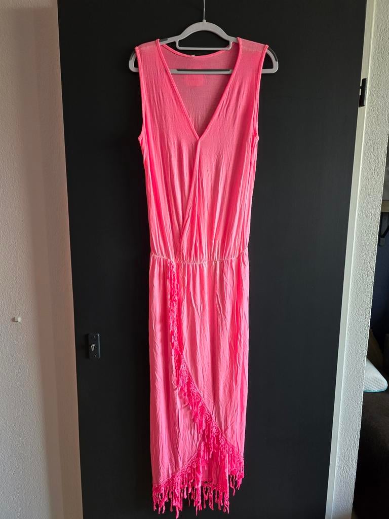 Nieuwe lange jurk neon roze 38 40 42, Kleding | Dames, Jurken, Maat 38/40 (M), Nieuw, Ophalen of Verzenden, Roze