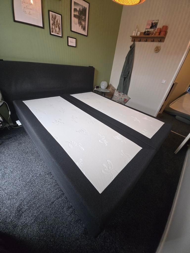 Swiss Sense Boxspring elektrisch verstelbaar 180x210cm, Ophalen, Gebruikt, Overige kleuren, 210 cm