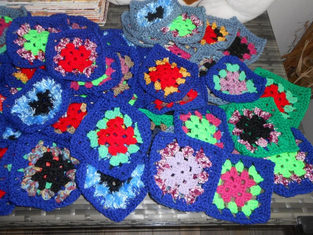 140 grannys, Hobby en Vrije tijd, Breien en Haken, Verzenden, Nieuw, Breien of Haken, Wol of Garen
