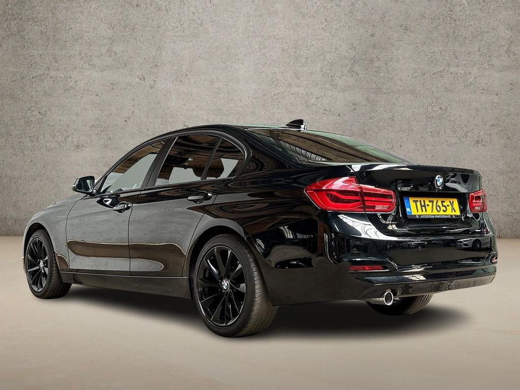 BMW 3 Serie 318i Sportline Automaat (GROOT NAVI, BLACK PACK,, Automaat, 12 maanden, Gebruikt, Zwart