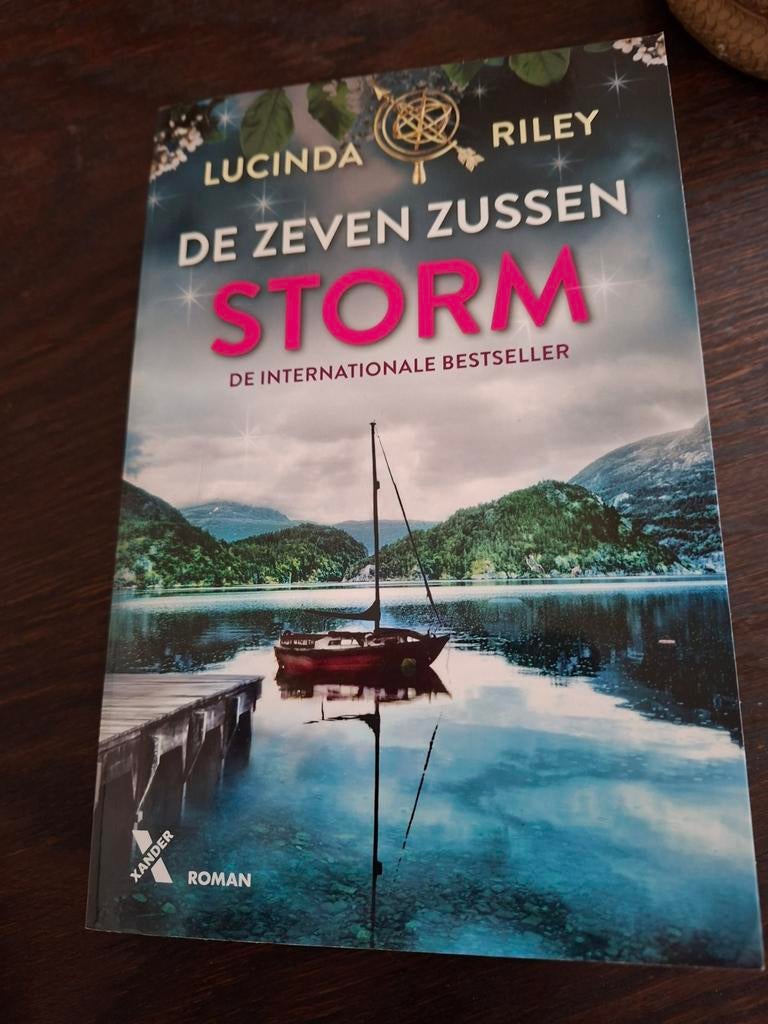 Lucinda Riley...storm, Ophalen, Zo goed als nieuw