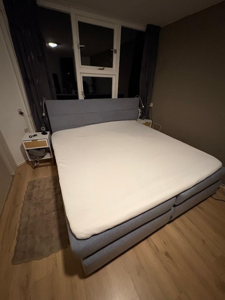 Luxe Karlsson Boxspring (Swiss Sense), Ophalen, Gebruikt, Blauw, Tweepersoons