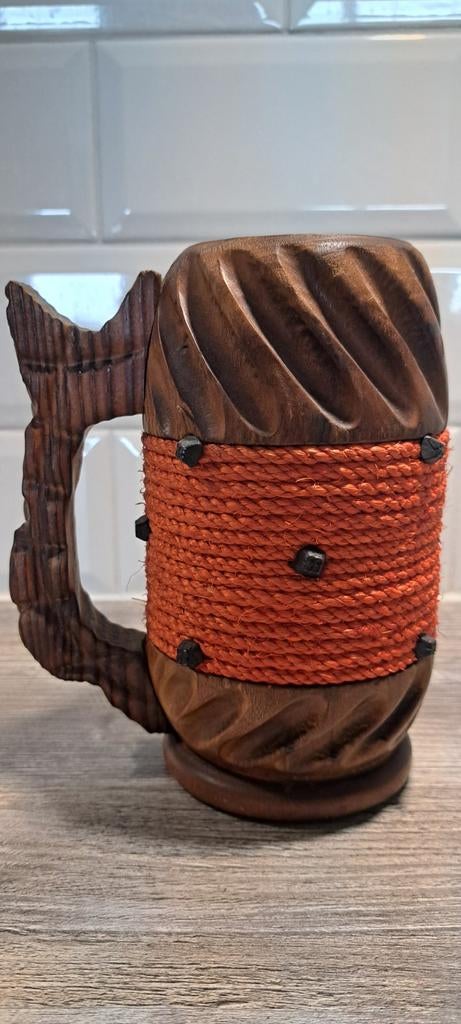 Unieke handgemaakte houten mok met touwdecoratie, Ophalen of Verzenden