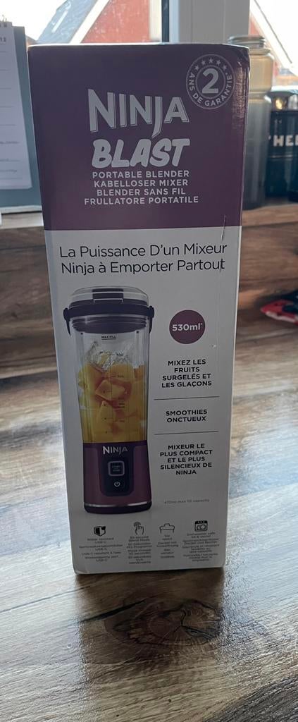 Ninja Blast Draagbare Blender - Nieuw in Doos - Paars, Witgoed en Apparatuur, Blenders, Ophalen of Verzenden, Nieuw, Blender to go
