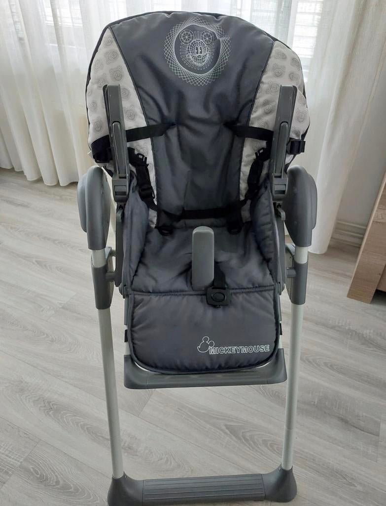 Eetstoel kind - incl inlegstuk voor baby, Ophalen, Gebruikt