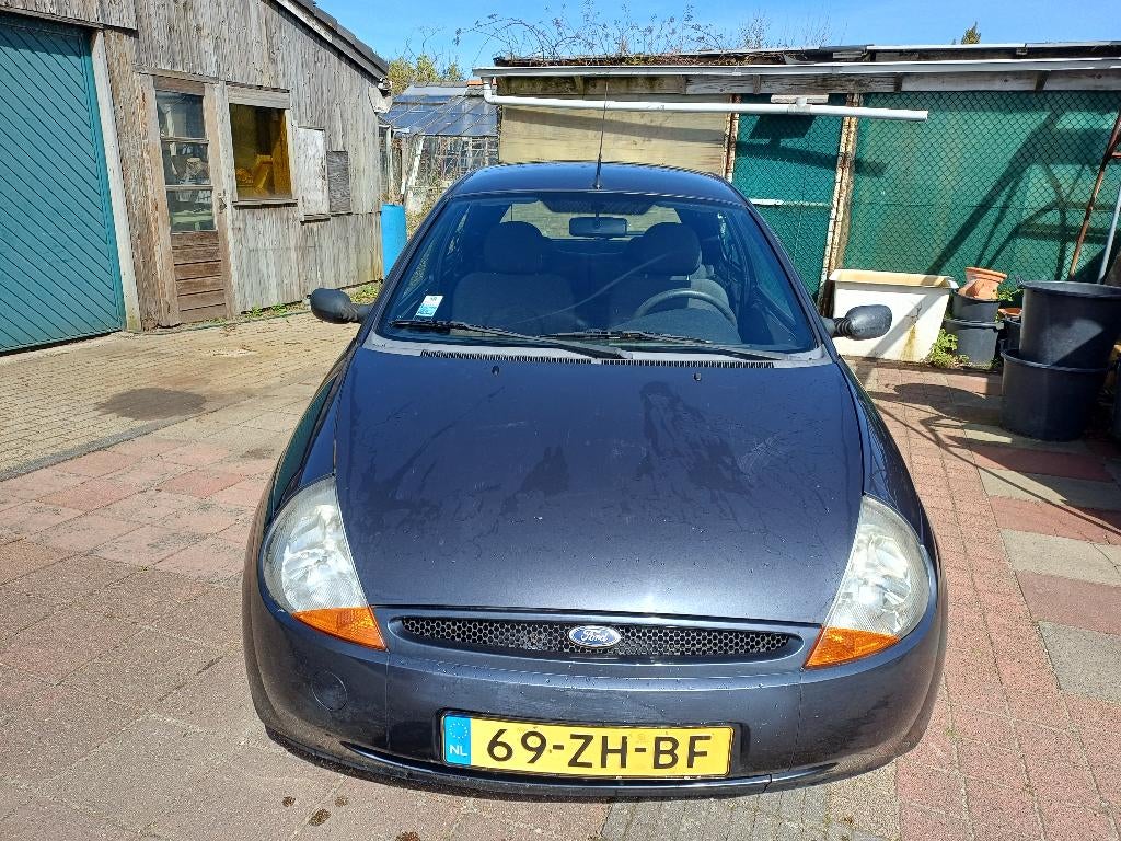 Ford Ka 1.3 I 44KW 2008 Grijs nieuwe apk nap aantoonbaar, Auto's, 1299 cc, Stof, 4 cilinders, Ka