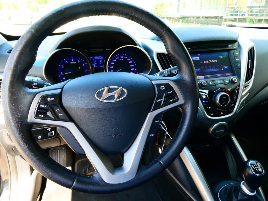 Hyundai Veloster 1.6 GDI i-Vision 140pk Clima Cruise PDC Sch, Auto's, Hyundai, Voorwielaandrijving, Gebruikt, 4 cilinders, 4 stoelen
