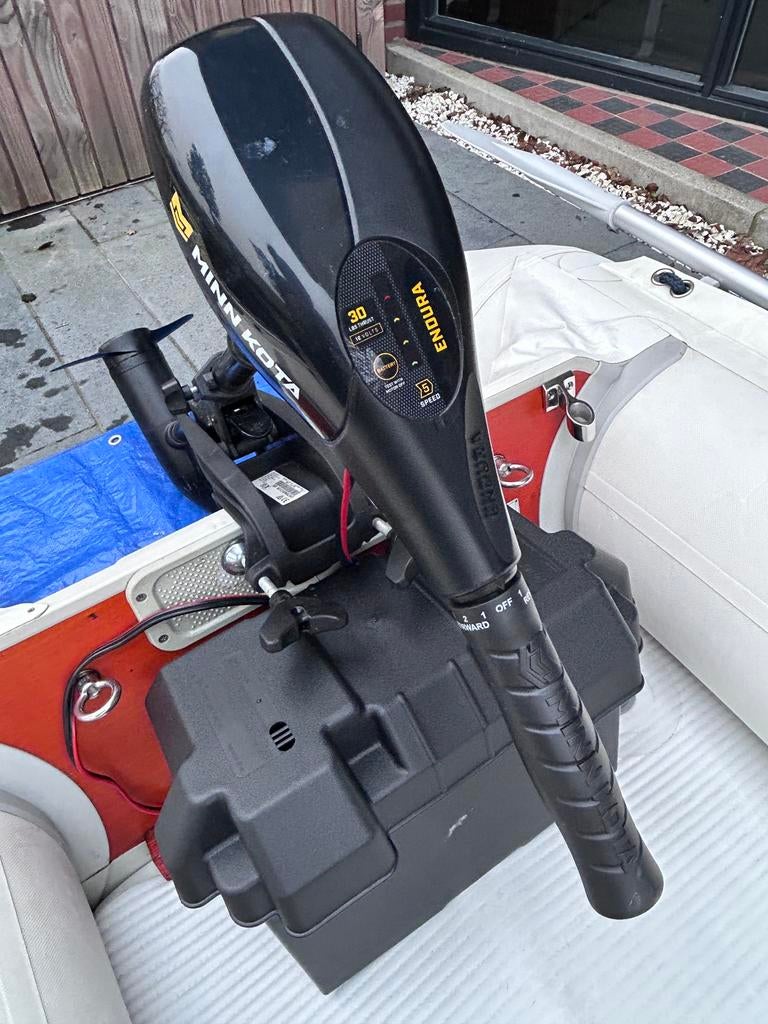 Rubberboot set: Suzumar | Minn kota E-motor of 2.5 pk 4 takt, Watersport en Boten, Rubberboten, Ophalen, Quicksilver, Zo goed als nieuw