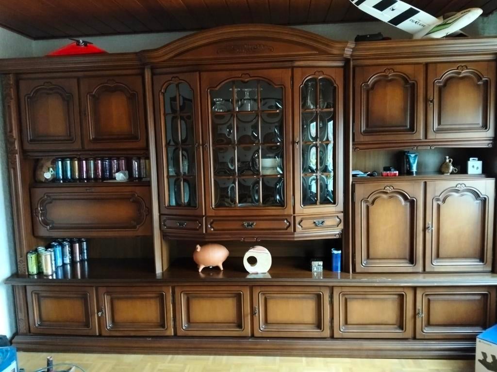 Gratis zeer grote kast, Antiek en Kunst, Antiek | Meubels | Kasten, Ophalen