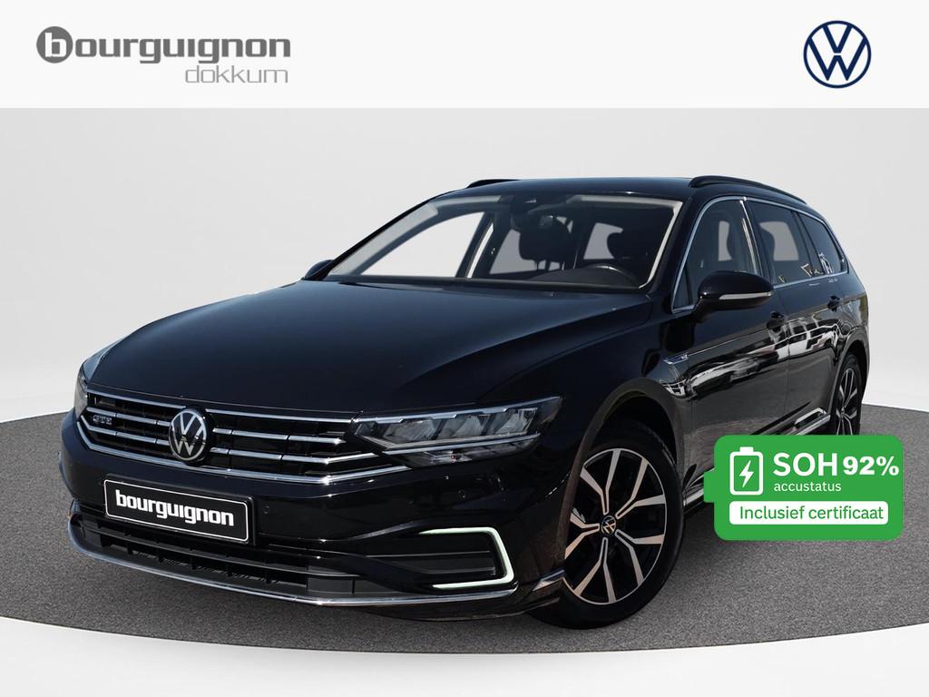 Volkswagen Passat Variant 1.4 TSI PHEV GTE Business | 92% SO, Auto's, Volkswagen, Stof, Gebruikt, 4 cilinders, Zwart