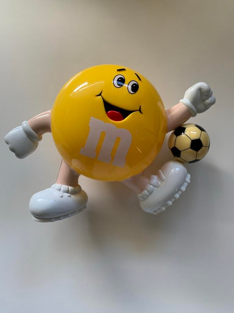 M&M's Dispenser - Geel Voetbal Poppetje, Verzamelen, Poppetjes en Figuurtjes, Ophalen of Verzenden, Zo goed als nieuw