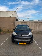 Peugeot 107 1.0 12V 5DEURS 2011 AIRCO, Voorwielaandrijving, Metallic lak, 4 stoelen, Origineel Nederlands