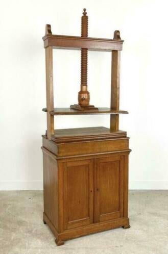 Prachtige eiken linnenpers of boekenpers, Ophalen, Met deur(en), 100 tot 150 cm, 150 tot 200 cm