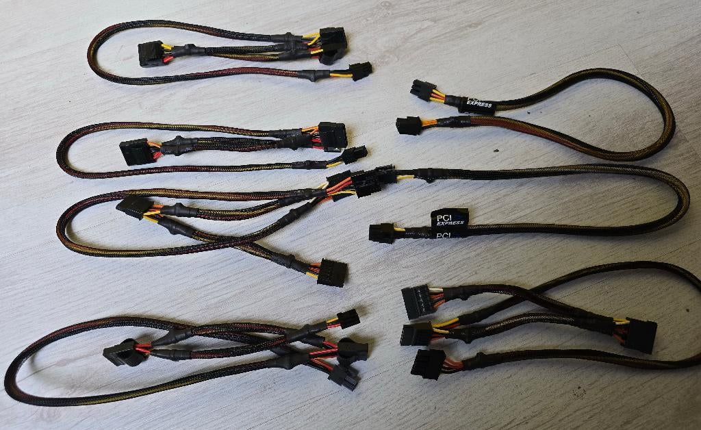 PC powersupply kabels / power kabels (intern) / PSU 7 stuks, Ophalen of Verzenden, Nieuw