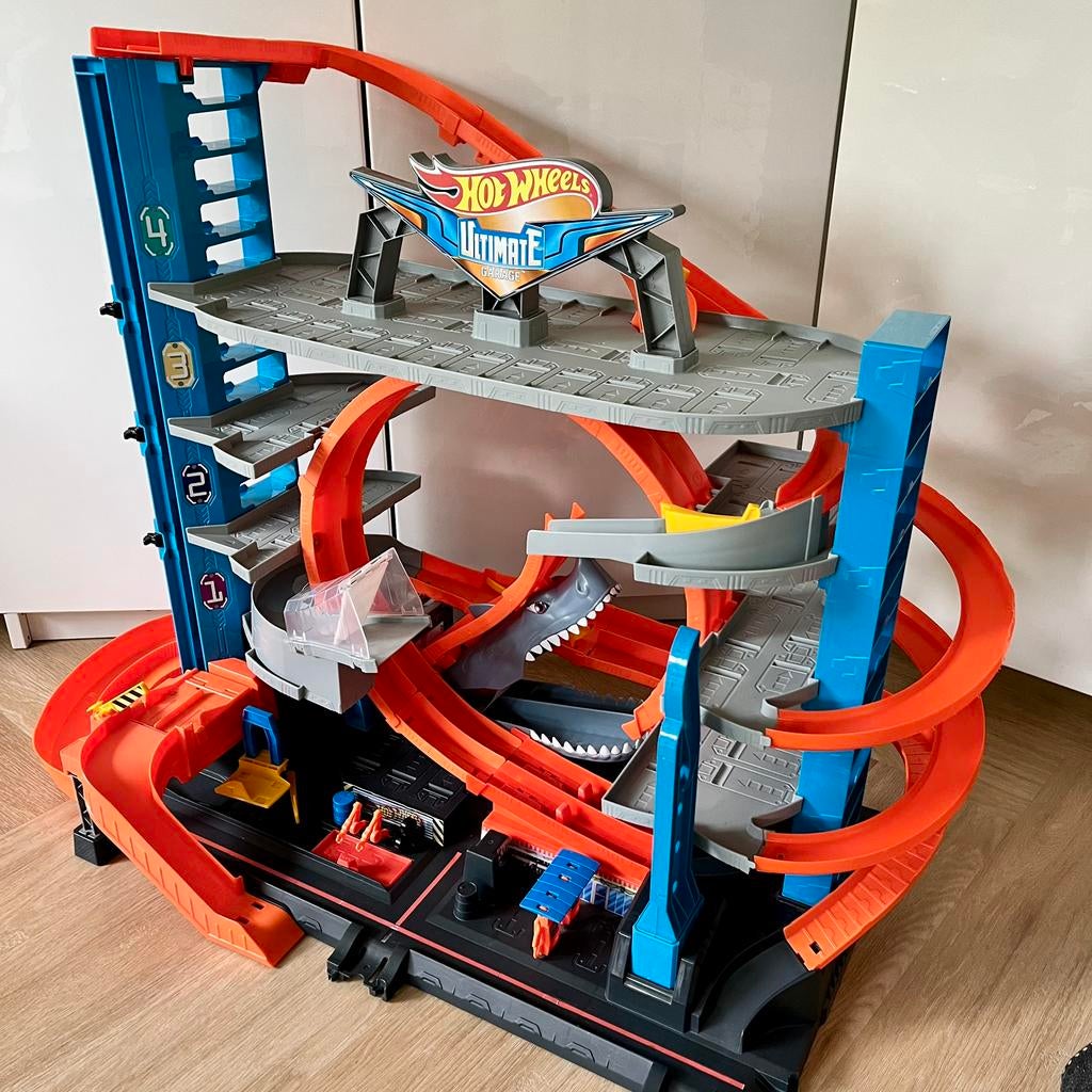 Hot Wheels Ultimate Garage, met haai, Ophalen of Verzenden, Gebruikt, Handmatig, Hot Wheels