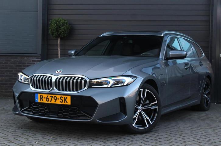 BMW 3-serie Touring 320e M Sport | Panoramadak | Adaptieve C, Auto's, BMW, Bedrijf, Te koop, 3-Serie, ABS, Achteruitrijcamera
