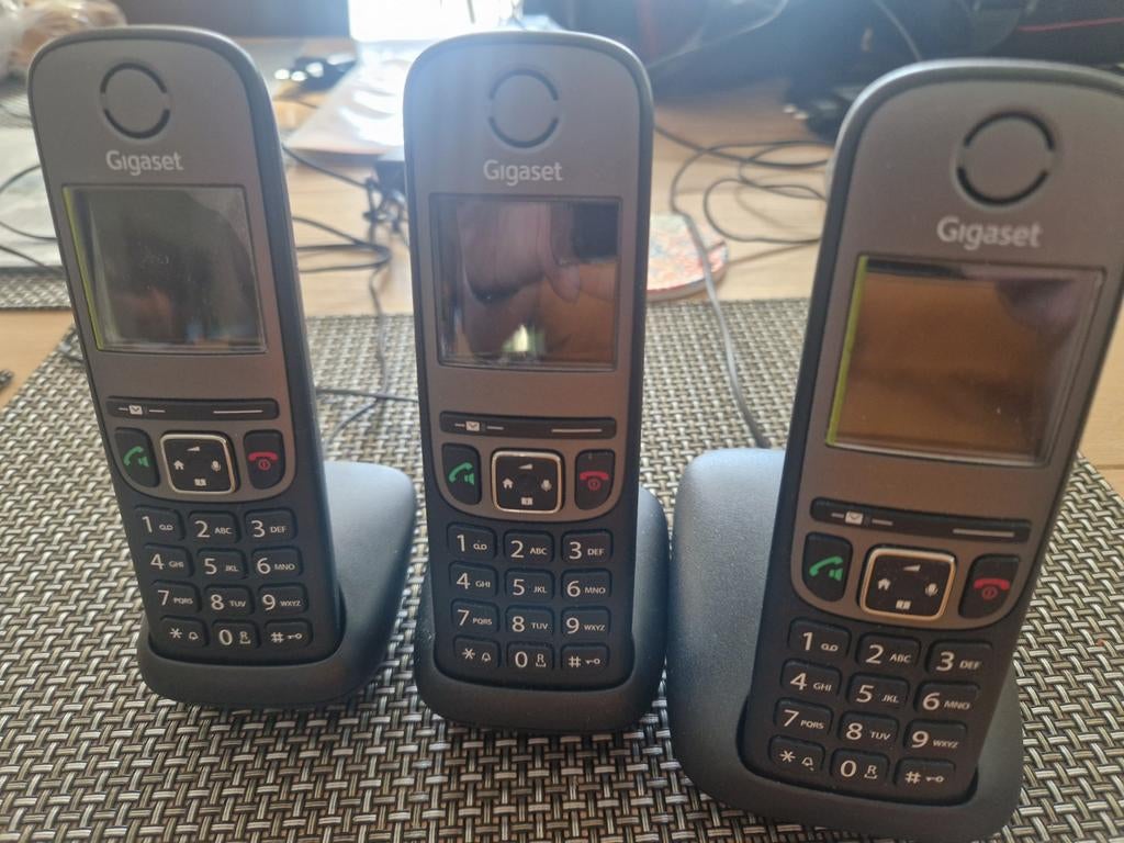 Siemens Gigaset A705 - Set van 3 draadloze telefoons, Ophalen, Gebruikt, 3 handsets