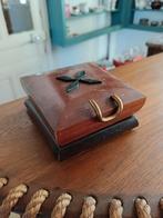 Sigaretten/sigaren kistje van hout., Ophalen