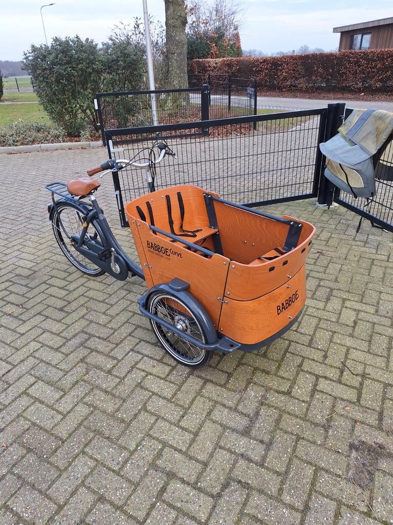 Zeer nette en mooie babboe curve bakfiets
Met 7 versnellinge, 4 kinderen of meer, ., Ophalen of Verzenden, Zo goed als nieuw