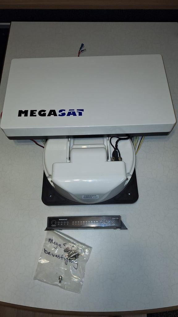 Megasat Traveller Man 3 schotelantenne voor caravan/camper, Ophalen, Gebruikt