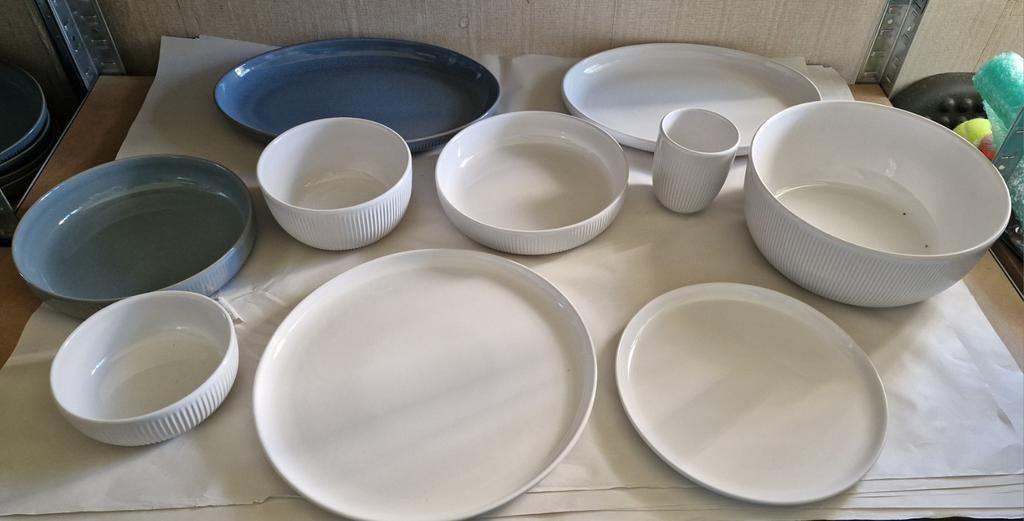 Ah royal van kempen en kempen servies borden kommen schaal, Ophalen of Verzenden, Zo goed als nieuw, Effen, Aardewerk