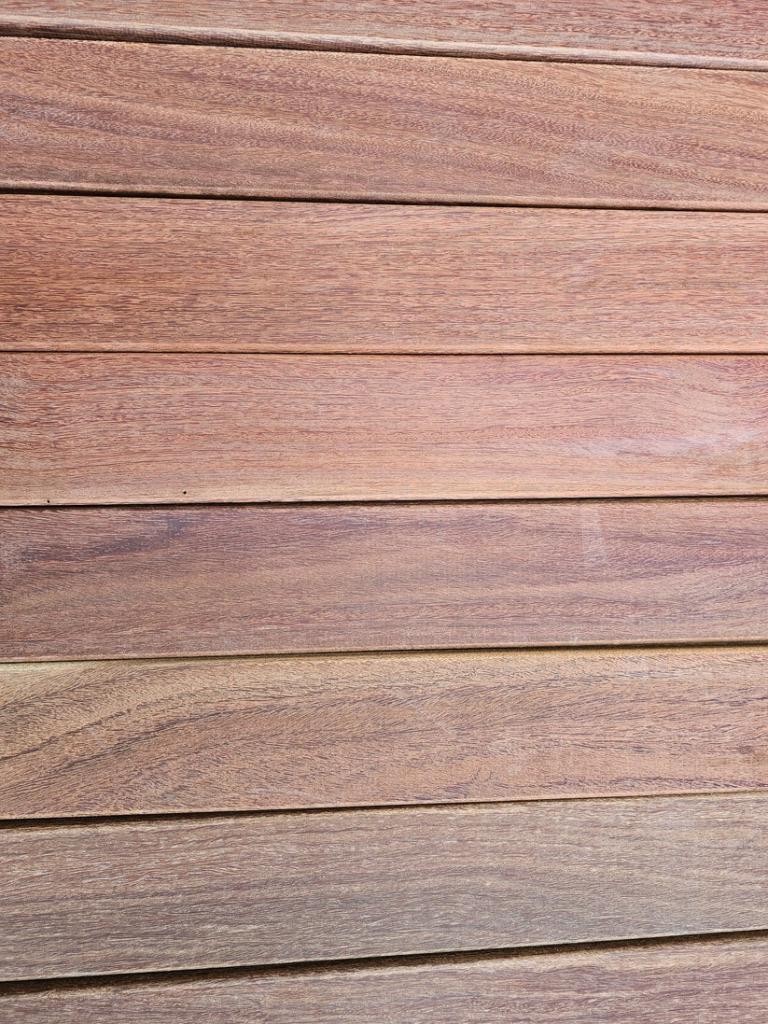 KORTING: GEVELBEKLEDING PARTIJ HARDHOUTEN   GEVELBEKLEDING H, Ophalen of Verzenden, Nieuw, 250 cm of meer, Planken