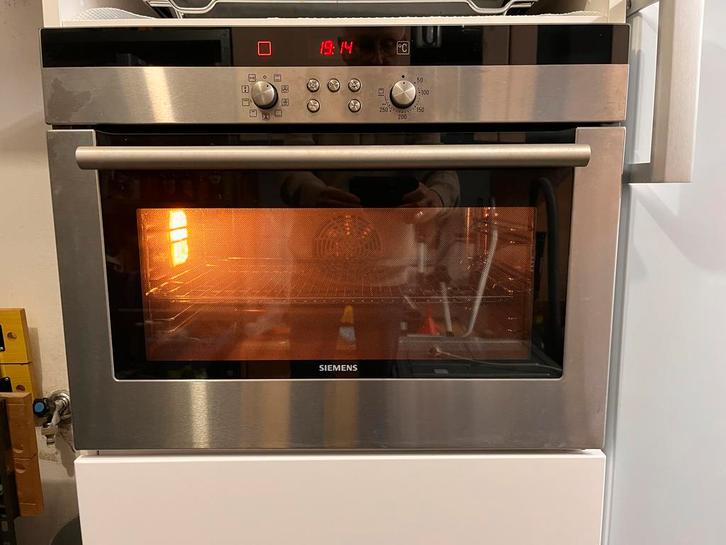 Siemens Inbouw Oven HB33K550, Witgoed en Apparatuur, Ovens, Gebruikt, Inbouw, Oven, Minder dan 45 cm, 45 tot 60 cm, Hete lucht