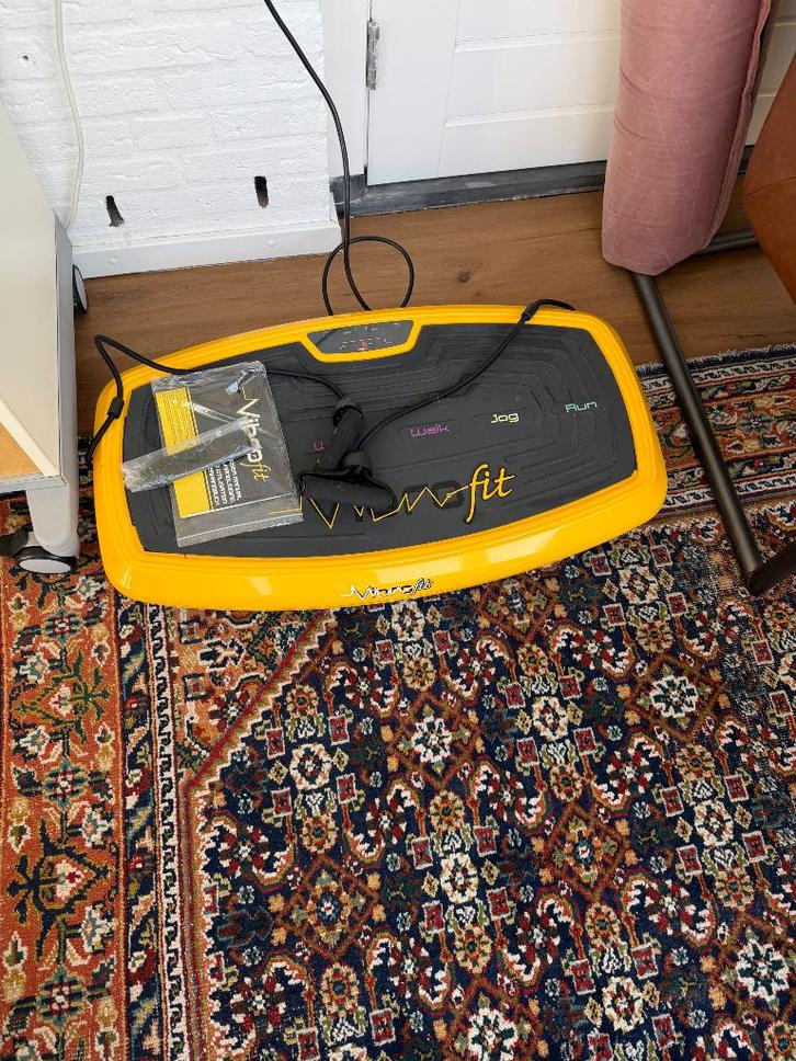 VIbro fit apparaat, Sport en Fitness, Fitnessapparatuur, Zo goed als nieuw, Trilplaat, Armen, Benen, Borst, Buik, Rug, Ophalen