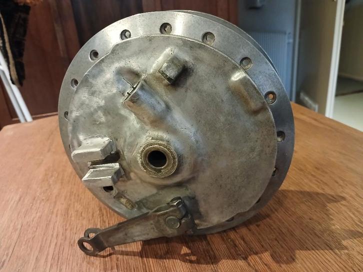 Voornaaf 36 spaaks, Motoren, Onderdelen | Oldtimers, Gebruikt, Ophalen of Verzenden