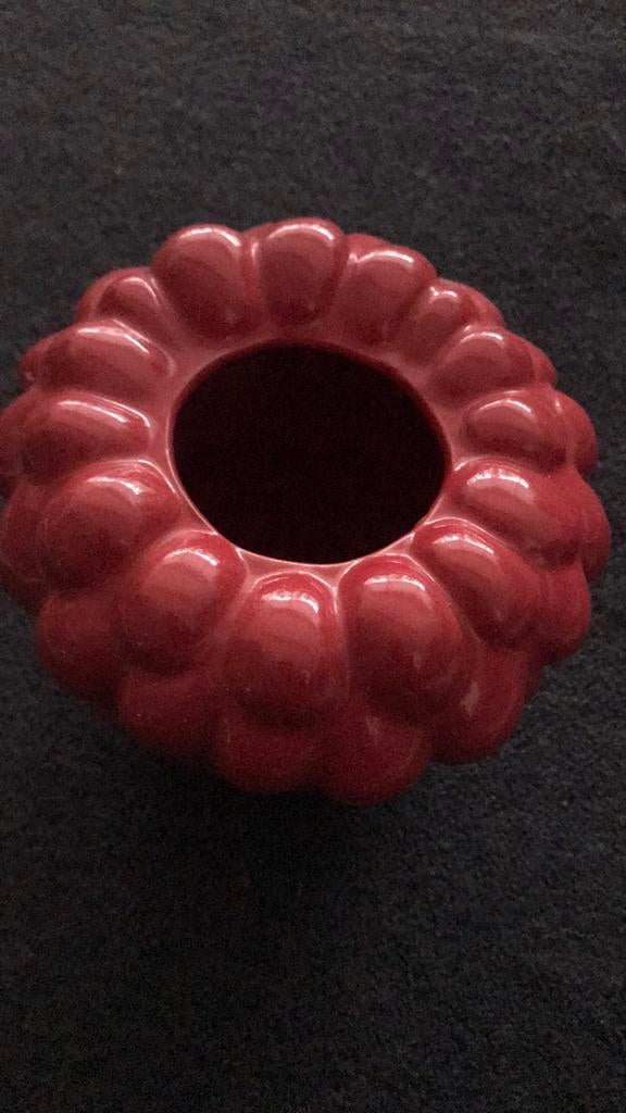 Vaas Framboos aardewerk - NIEUW, Aardewerk of Porselein, Nieuw, Ophalen of Verzenden, Minder dan 50 cm