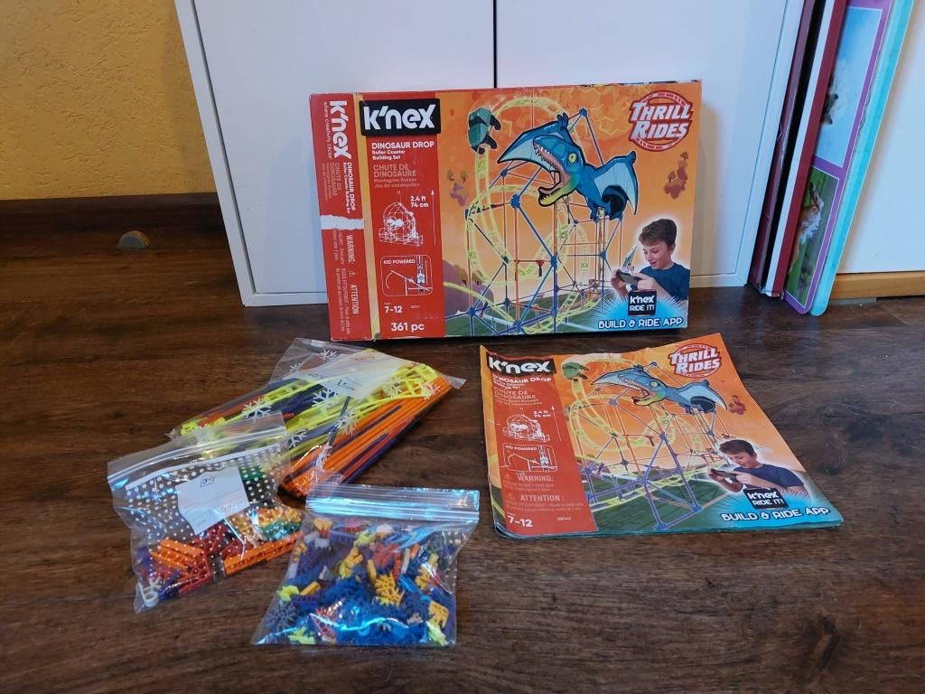 K'nex Thrill Rides Dinosaur Drop 28041 achtbaan, Ophalen of Verzenden, Gebruikt, K'nex