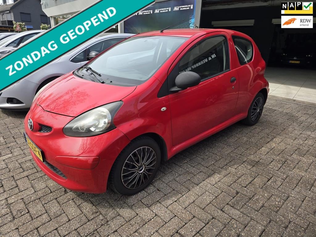 Toyota Aygo 1.0-12V | INRUILKOOPJE | EXPORT | APK TOT 07-05, Auto's, Toyota, Voorwielaandrijving, Stof, Gebruikt, 4 stoelen