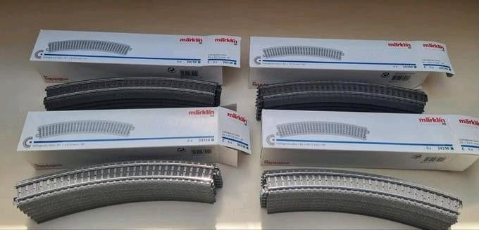 Märklin 24 bochten 24230, Hobby en Vrije tijd, Modeltreinen | H0, Wisselstroom, Gebruikt, Rails, Ophalen of Verzenden