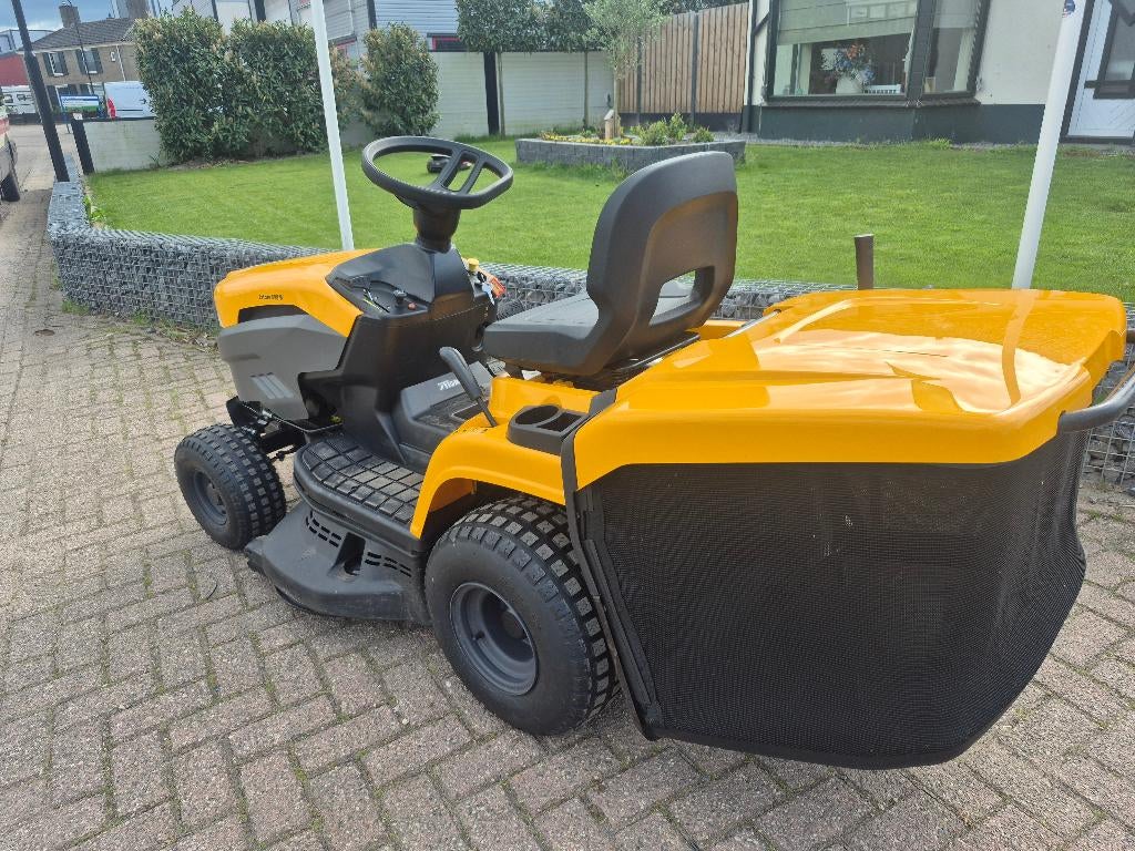 Stiga estate 598W, Tuin en Terras, Zitmaaiers, Opvangbak, STIGA, Ophalen of Verzenden, Zo goed als nieuw